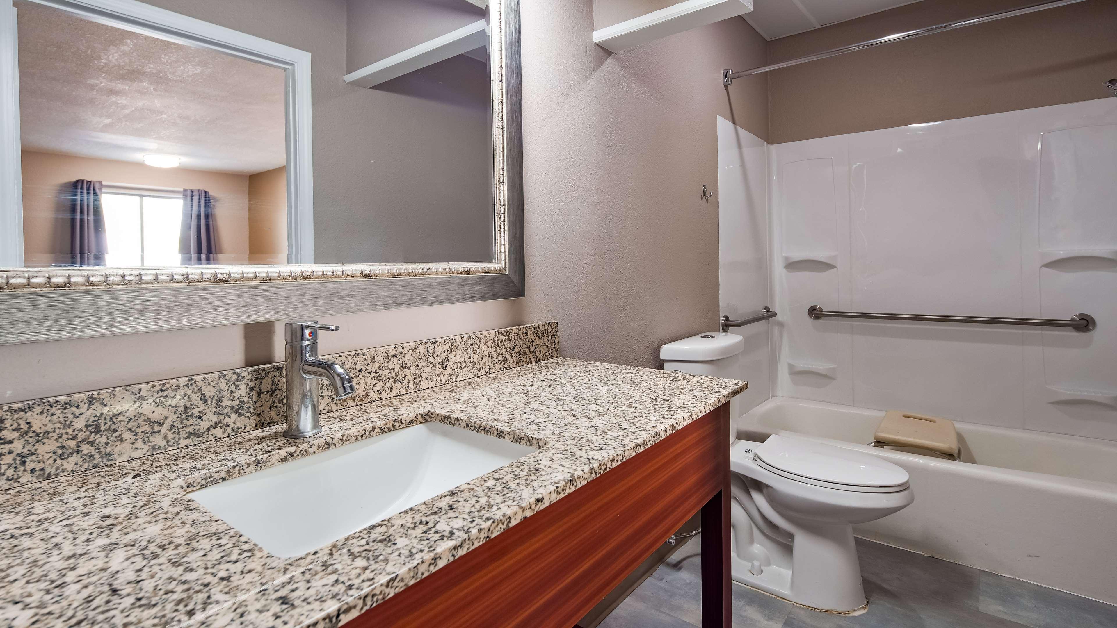 Surestay Hotel By Best Western Олэт Экстерьер фото